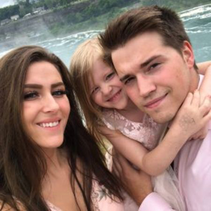 Ashtyn Sommer with her boyfriend and daughter
