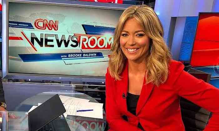 Brooke Baldwin smile in cnn news room, Brooke Baldwin age