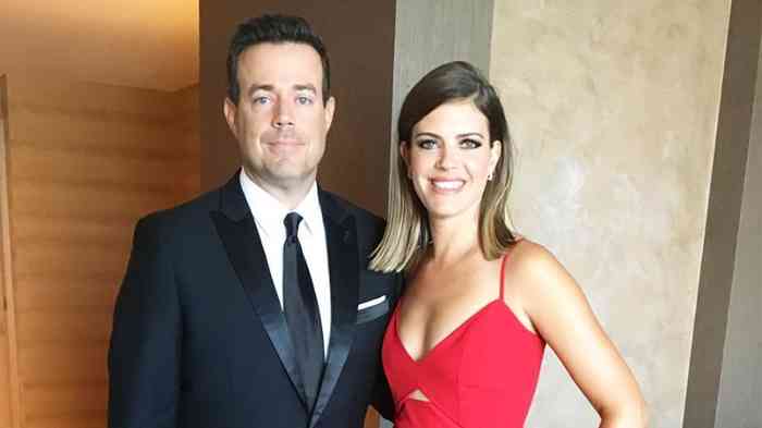 Carson Daly with his wife