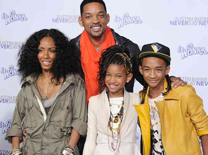 Will Smith with his family