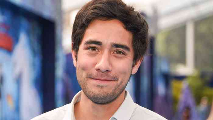 Zach King Net Worth, Age, Wife, Height, Family, Career, Bio, and More