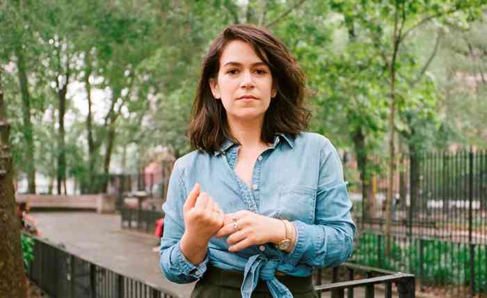 Abbi Jacobson Net Worth, Height, Age, Career, Family, Bio, and More