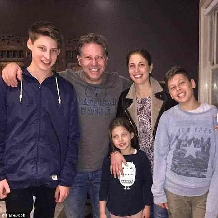 Ben Pasternak with his family, Ben Pasternak net worth