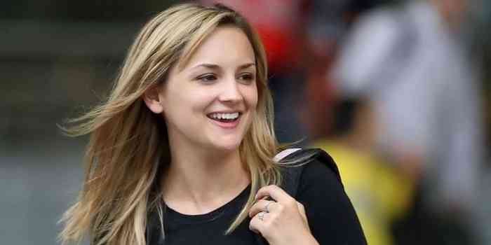 Phoebe Adele Gates Net Worth, Height, Age, Family, Affair, Career, Bio, and More