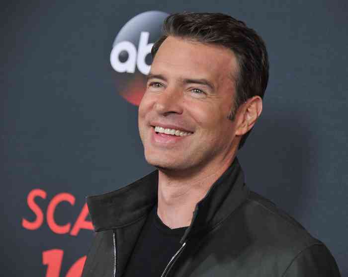 Scott Foley Wife, Net Worth, Height, Age, Career, Bio, and More