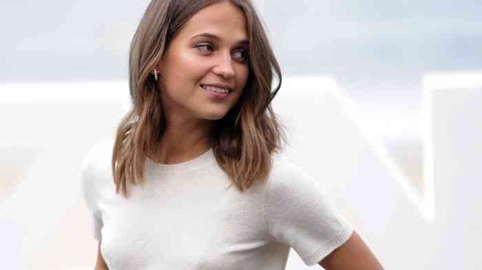 Alicia Vikander Age, Height, Net Worth, Affair, Family and More