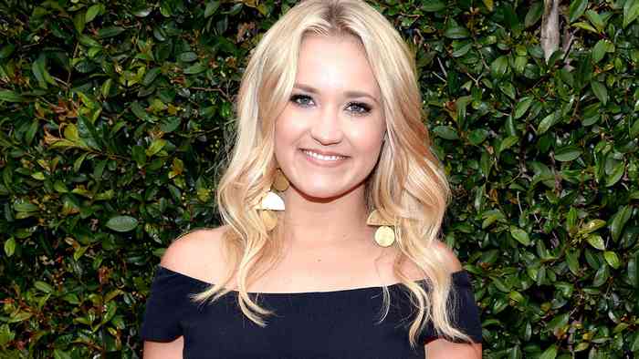 Emily Osment Net Worth, Height, Age, Affair, Bio, And More