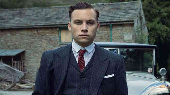 Finn Cole Height, Age, Net Worth, Affair, Bio, and More