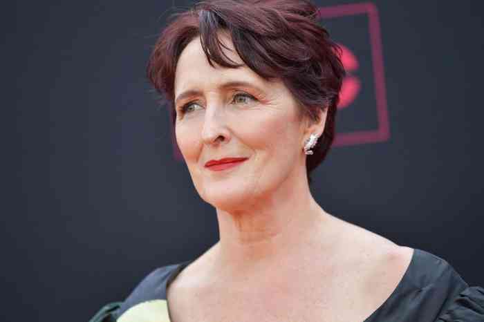 Fiona Shaw Bio, Height, Weight, Net Worth, Relation, Family, and more.
