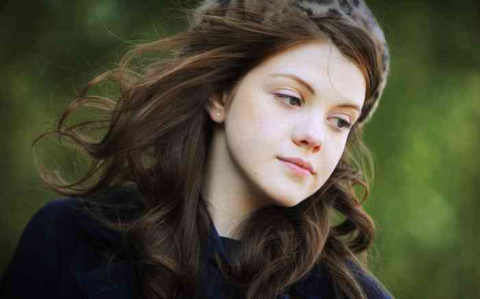 Georgie Henley Bio, Height, Weight, Net Worth, Relation, Family, and more.
