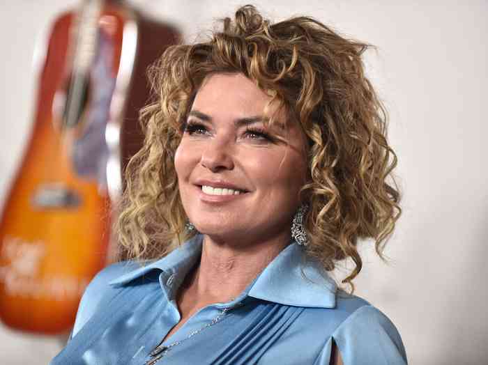Shania Twain Net Worth, Age, Height, Affair, Carrer, and More