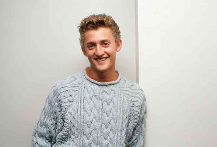 Alex Winter Age, Net Worth, Height, Affair, Career, and More