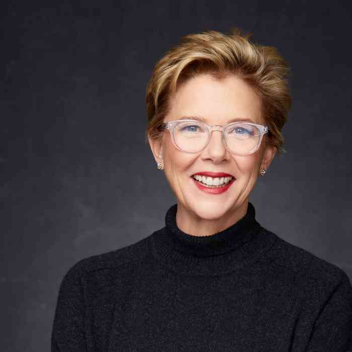Annette Bening Net Worth, Height, Age, Affair, Career, and More