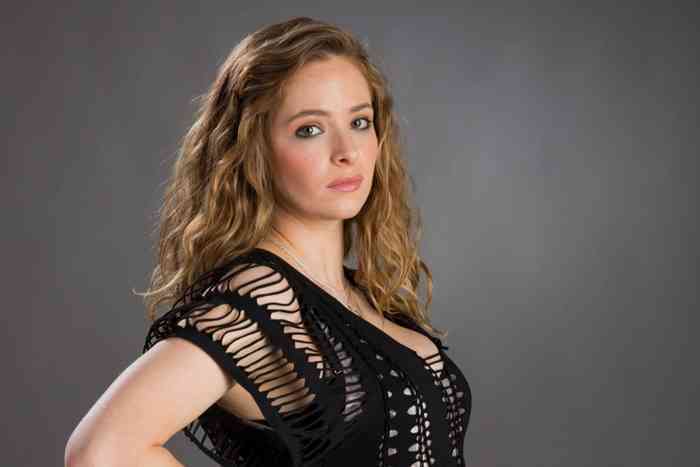 Ashleigh Cummings Age, Height, Net Worth, Affair, Career, and More