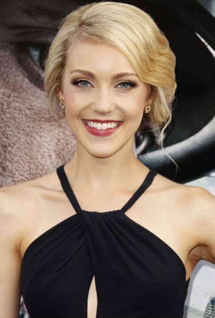 Breanne Hill Net Worth, Height, Age, Affair, Career, and More