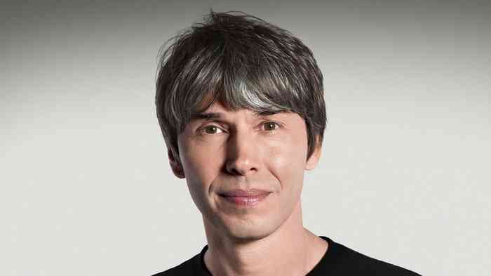 Brian Cox Net Worth, Height, Age, Family, Affair, Bio, and More