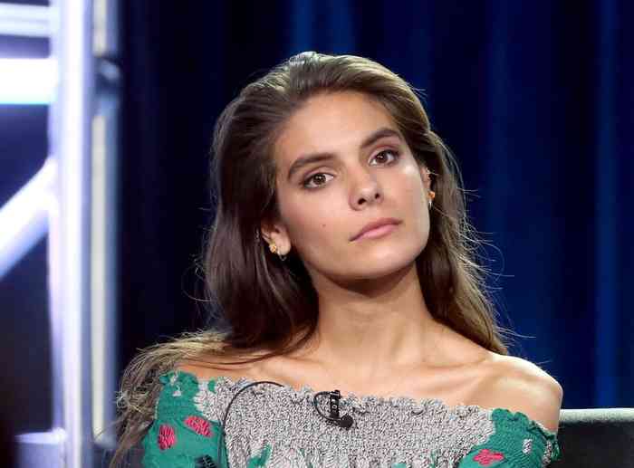 Caitlin Stasey Net Worth, Height, Age, Affair, Bio, and More