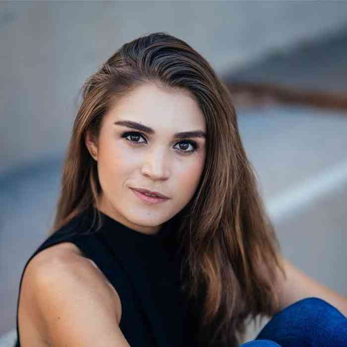 Claire Blackwelder Height, Age, Net Worth, Affair, Career, and More