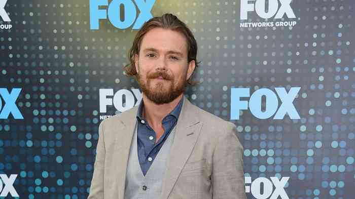 Clayne Crawford Height, Age, Net Worth, Affair, Career, and More