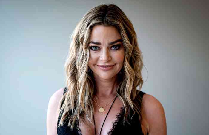 Denise Richards Net Worth, Height, Age, Family, Affair, and More