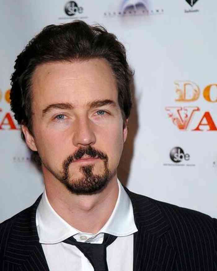 Edward Norton Net Worth, Age, Height, Affair, Career, and More