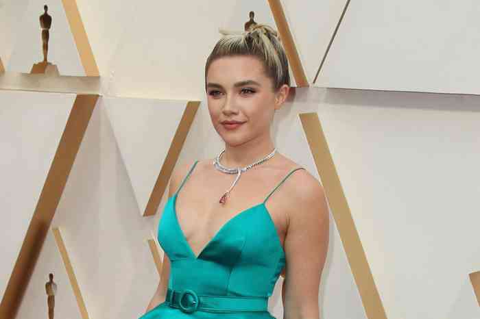 Florence Pugh Net Worth, Height, Age, Family, Affair, and More