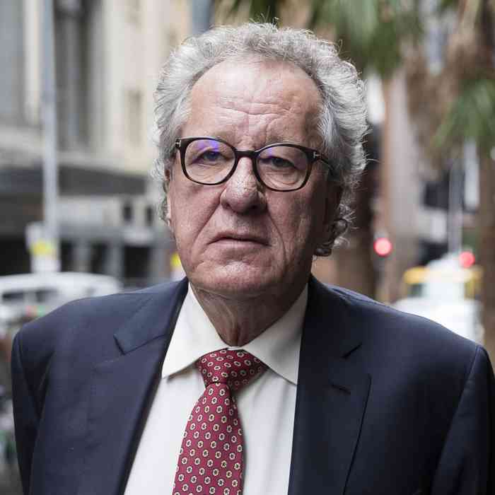 Geoffrey Rush Height, Age, Net Worth, Affair, Career, and More