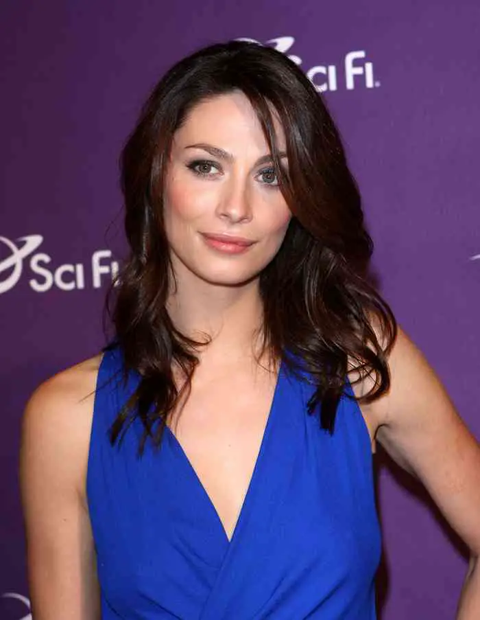 Joanne Kelly Age, Net Worth, Height, Affair, Career, and More