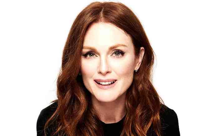 Julianne Moore Age, Height, Net Worth, Affair, Bio, And More