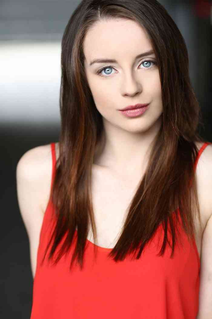 Kacey Rohl Age, Net Worth, Height, Affair, Career, and More