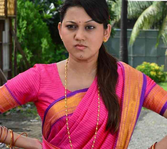 Ketaki Chitale Age, Family, Net Worth, Height, Affair, and Biography