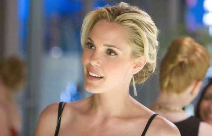 Leslie Bibb Net Worth, Height, Age, Affair, Career, and More