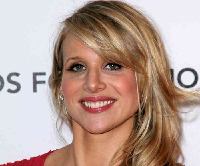 Lucy Punch age