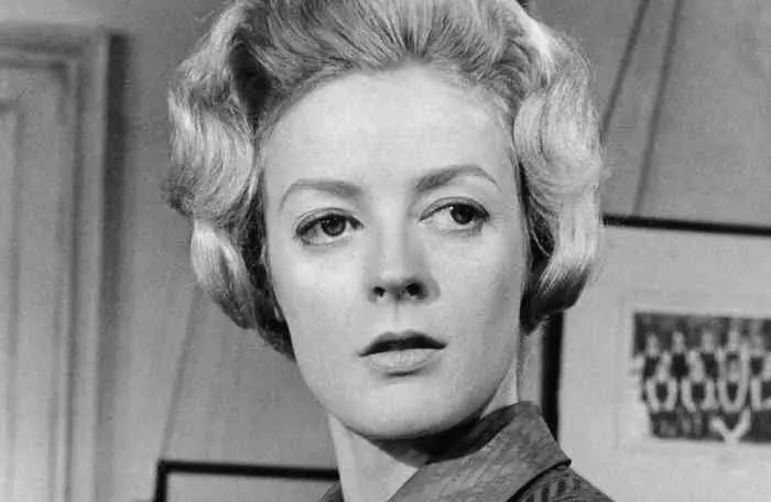 Maggie Smith Height, Net Worth, Age, Family, Affair, and More