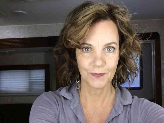 Margaret Colin Net Worth, Height, Age, Affair, Bio, and More