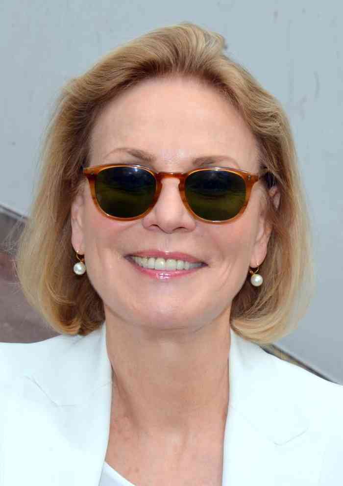 Marthe Keller Age, Net Worth, Height, Affair, Career, and More