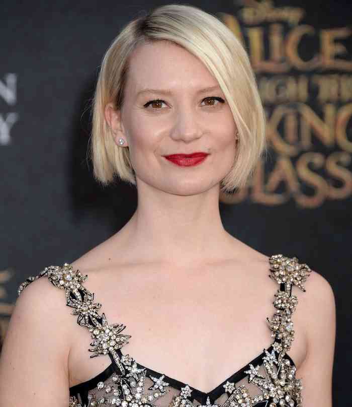 Mia Wasikowska