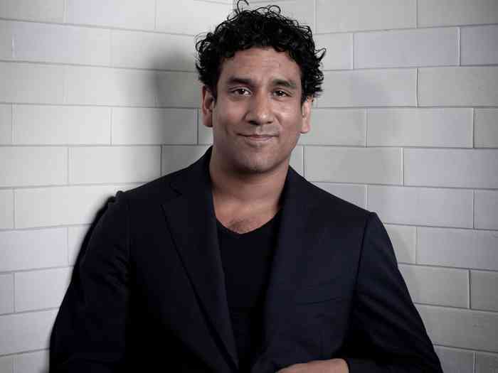 Naveen Andrews Height, Age, Net Worth, Affair, Career, and More