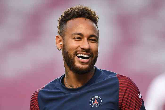 Neymar Age, Net Worth, Height, Family, Relationship, and More