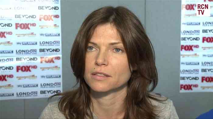 Nicole de Boer Affair, Net Worth, Height, Age, Career, and More