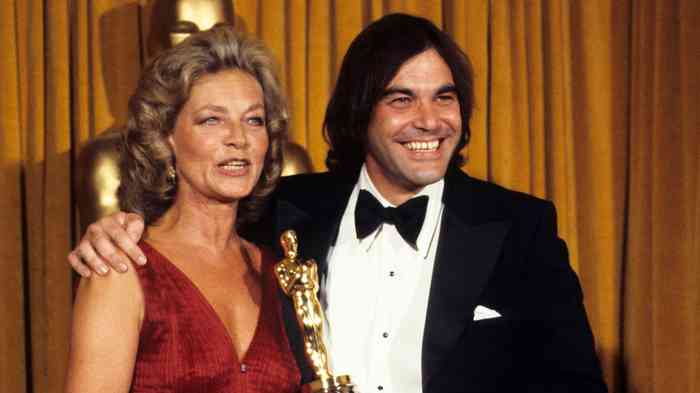 Oliver Stone wife