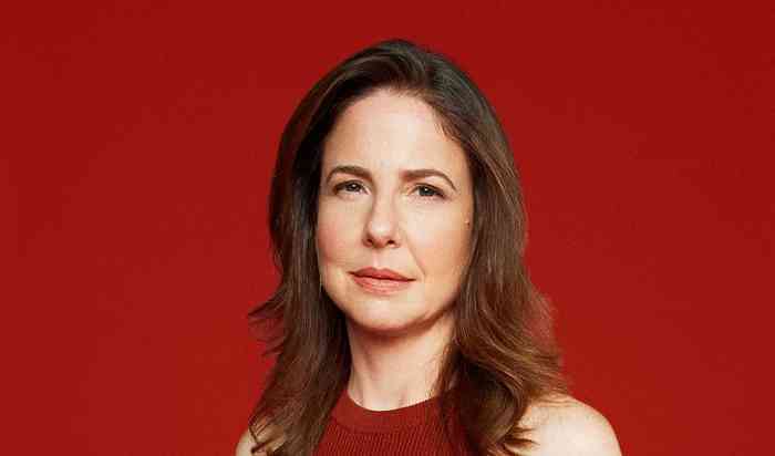 Robin Weigert Net Worth, Height, Age, Affair, Career, and More