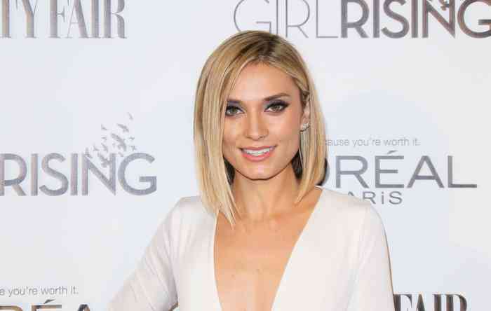 Spencer Grammer Affair, Height, Net Worth, Age, Career, and More