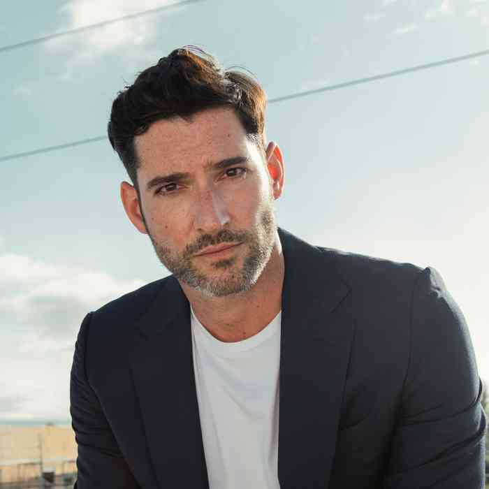 Tom Ellis Net Worth, Height, Age, Family, Affair, and More