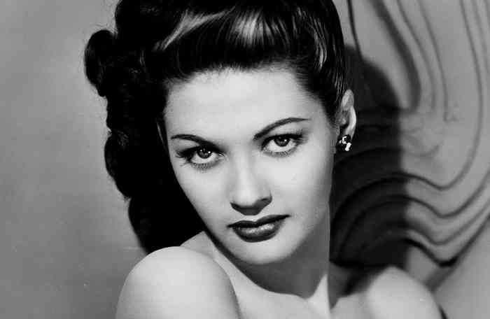Yvonne De Carlo Affair, Height, Net Worth, Age, Career, and More