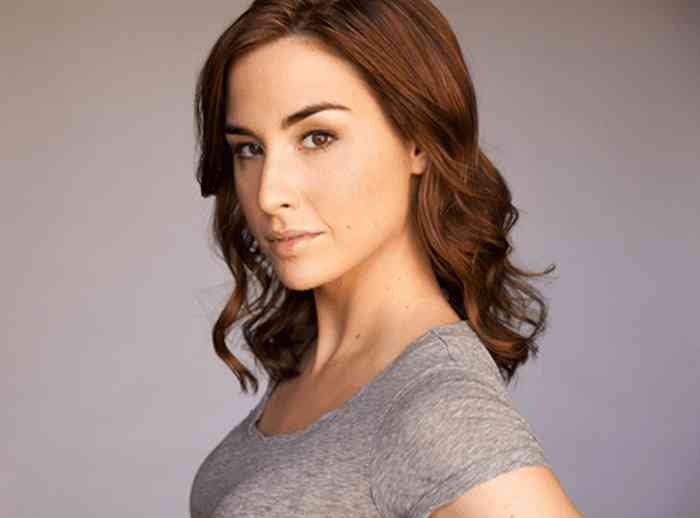 Allison Scagliotti Net Worth, Height, Age, Affair, Career, and More