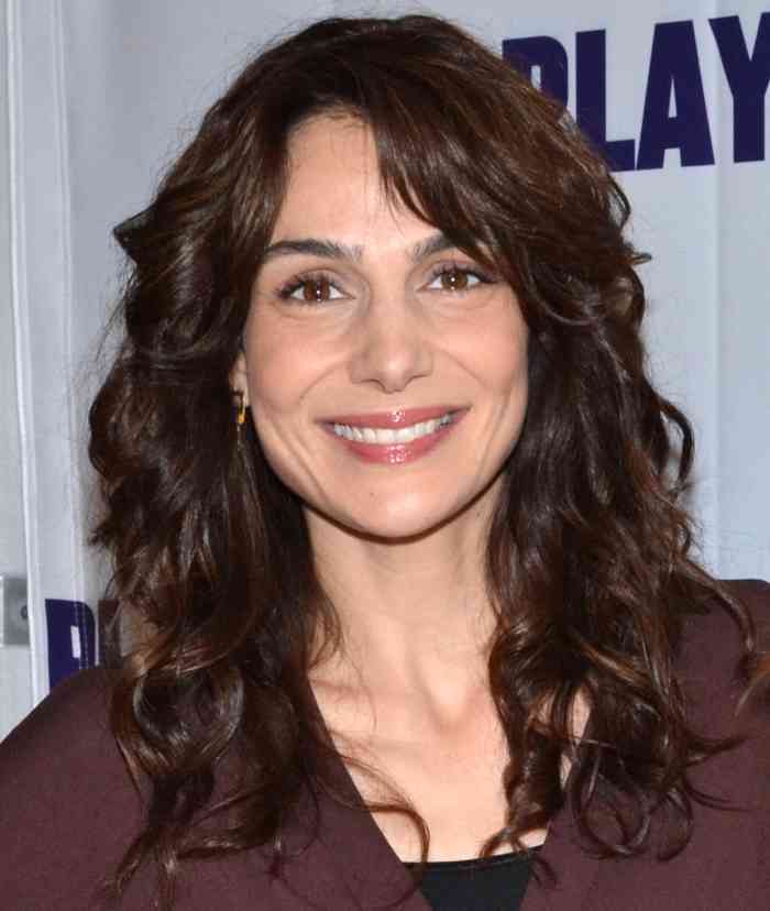 Annie Parisse Net Worth, Height, Age, Affair, Career, and More