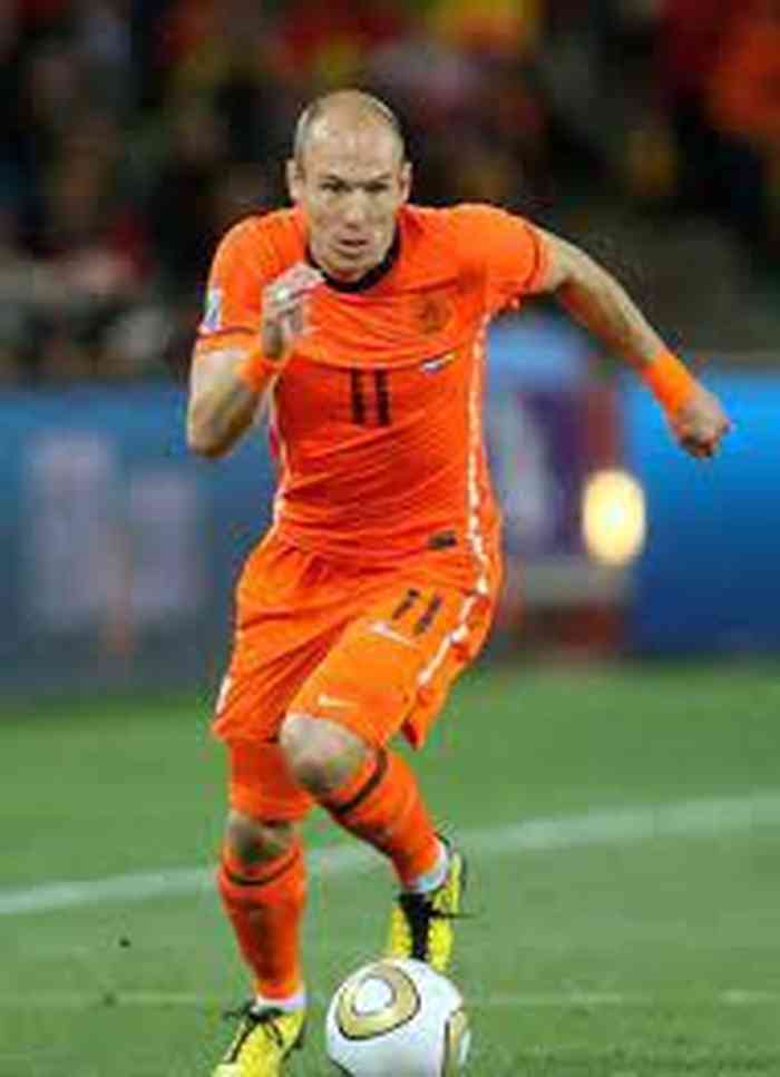 Arjen Robben Net Worth, Height, Age, Affair, Career, and More