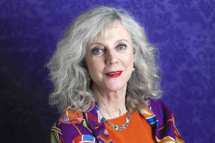 Blythe Danner Affair, Height, Net Worth, Age, Career, and More