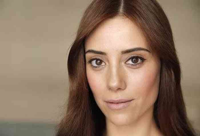 Cansu Dere Affair, Height, Net Worth, Age, Career, and More